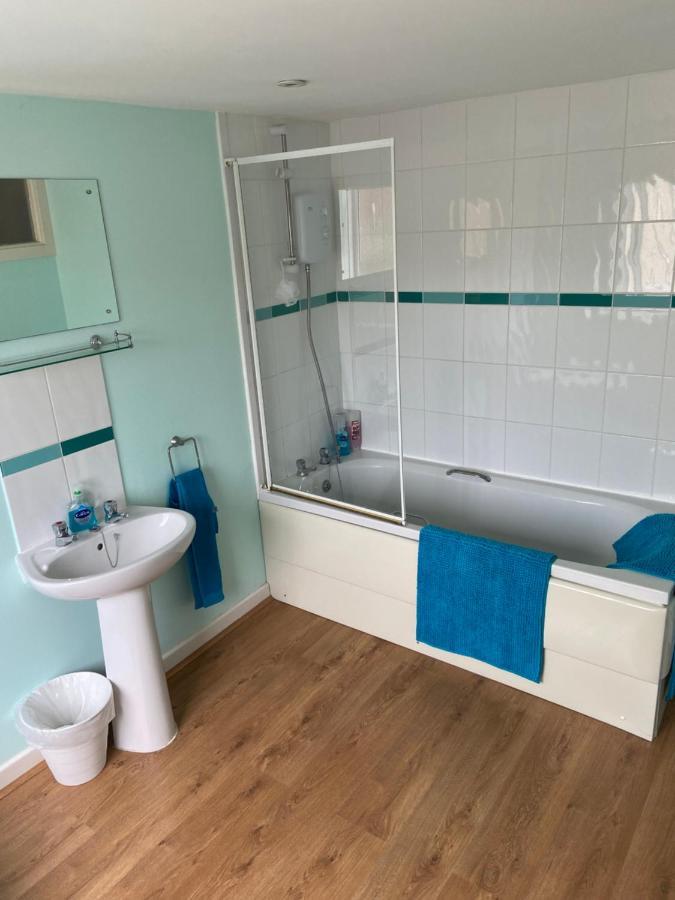 Cosy 3-Bedroom House, Stones Throw To Beach Weymouth Zewnętrze zdjęcie